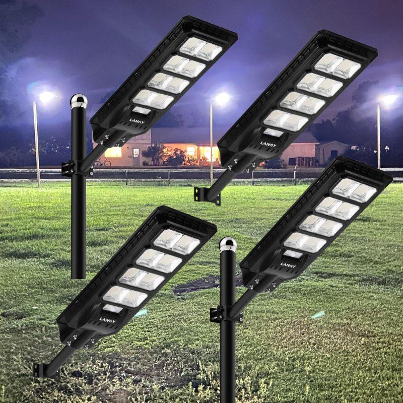 4 pack 200W solar street lights 25000 lumens