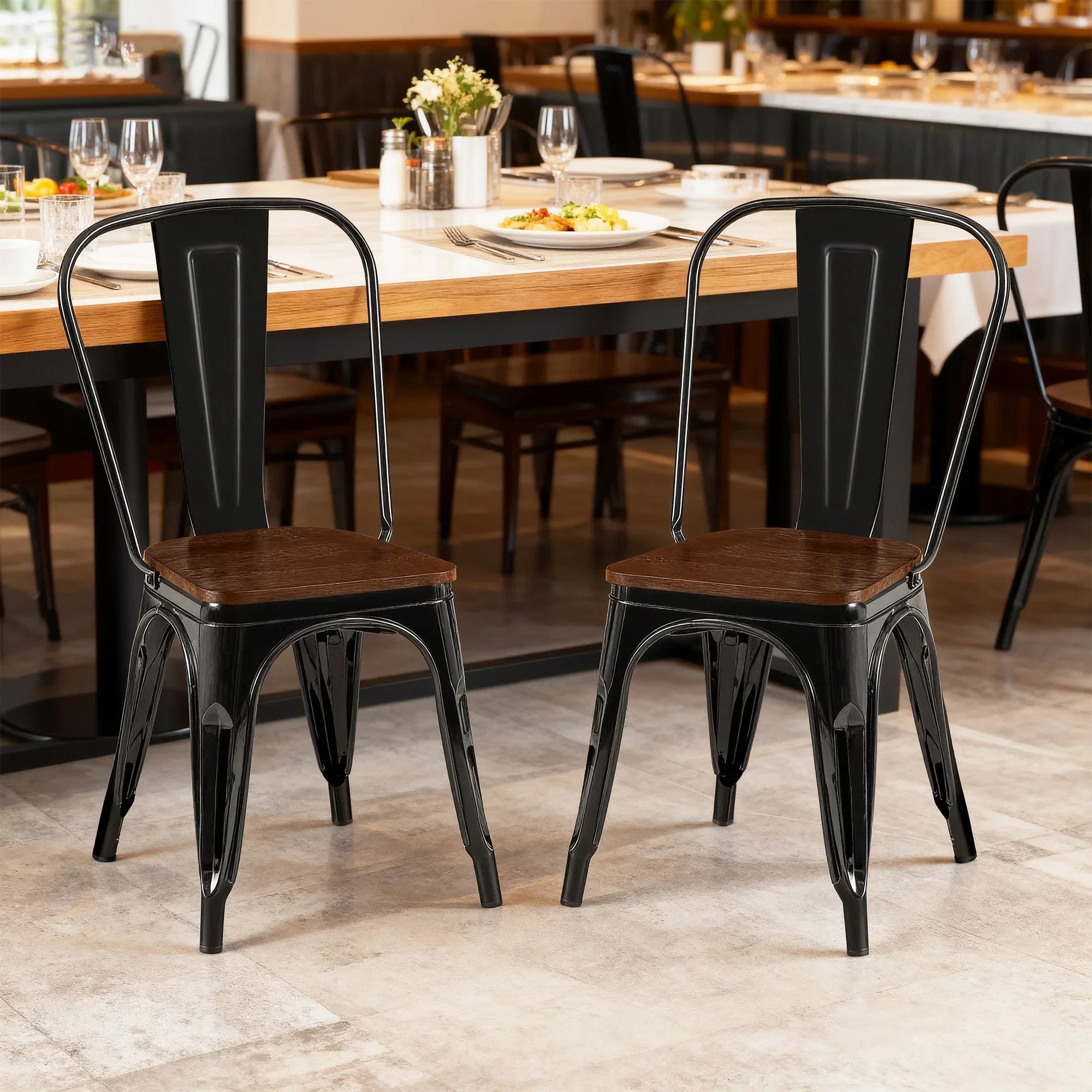Juego de mesa de comedor de 5 piezas de madera maciza de caucho de 48" de ancho con respaldo de silla en forma de diamante