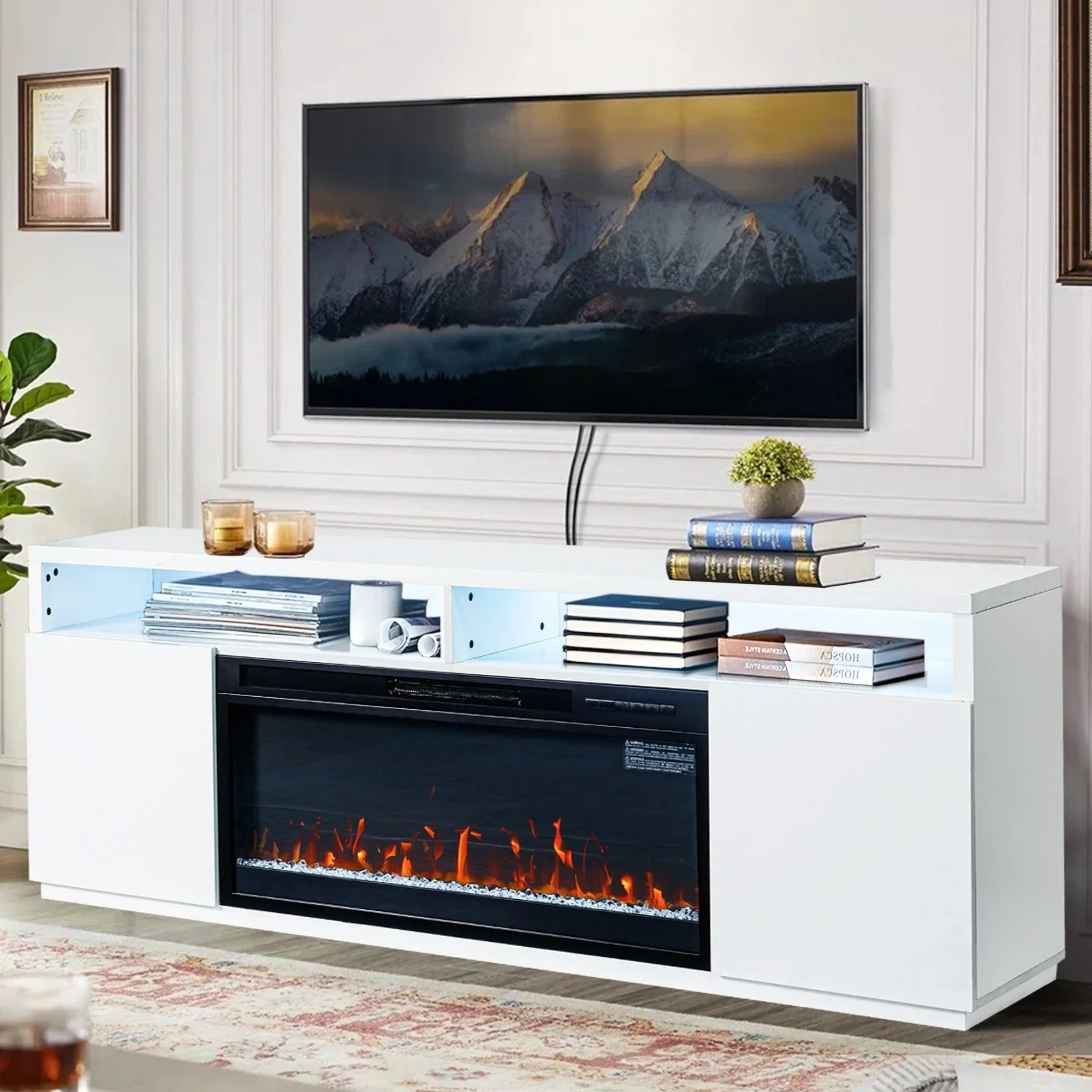 Moderno soporte para TV LED de 68" con chimenea eléctrica de 36" para sala de estar, en blanco o negro.