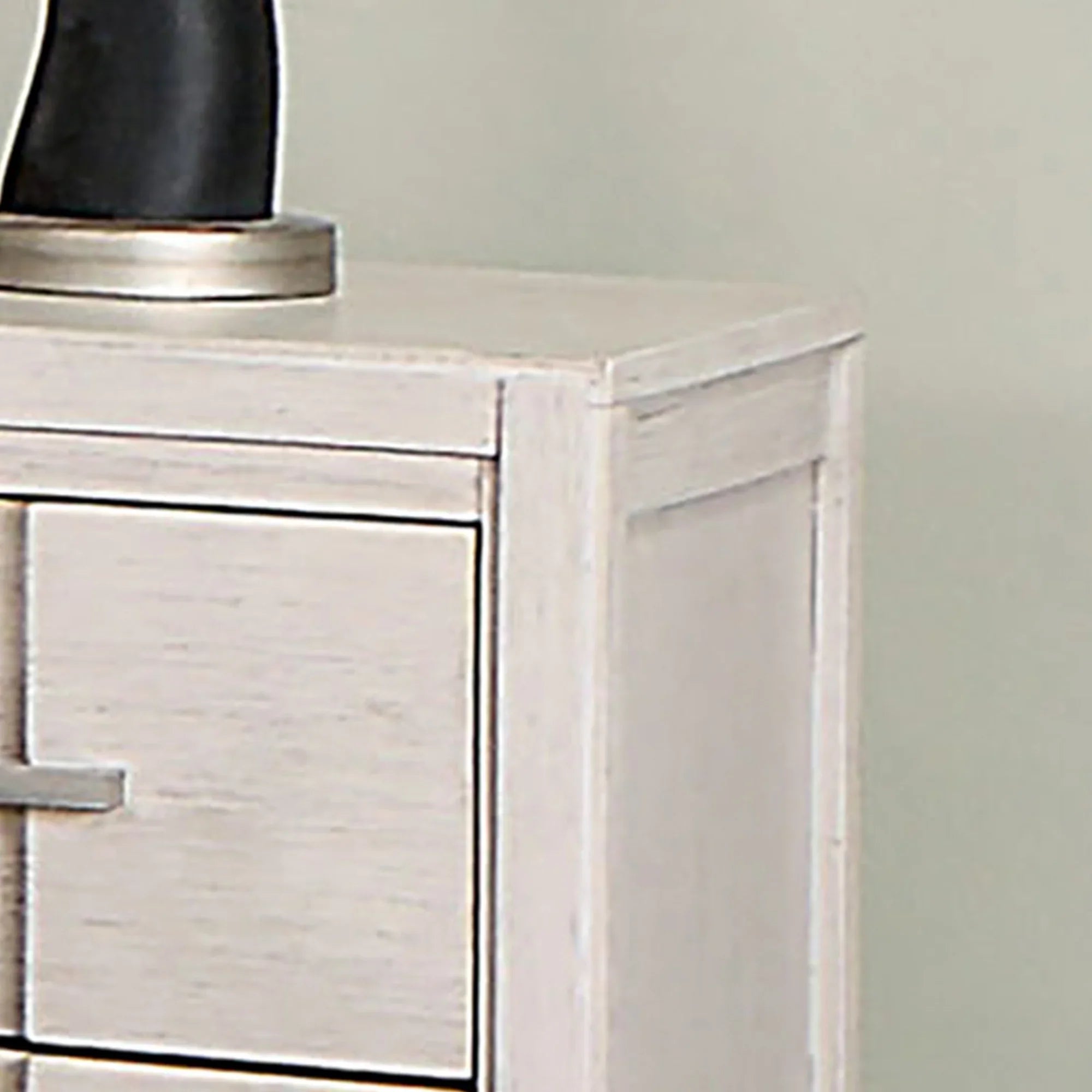 Berenice 23" Transitional Solid Wood 2-Drawer Nightstand