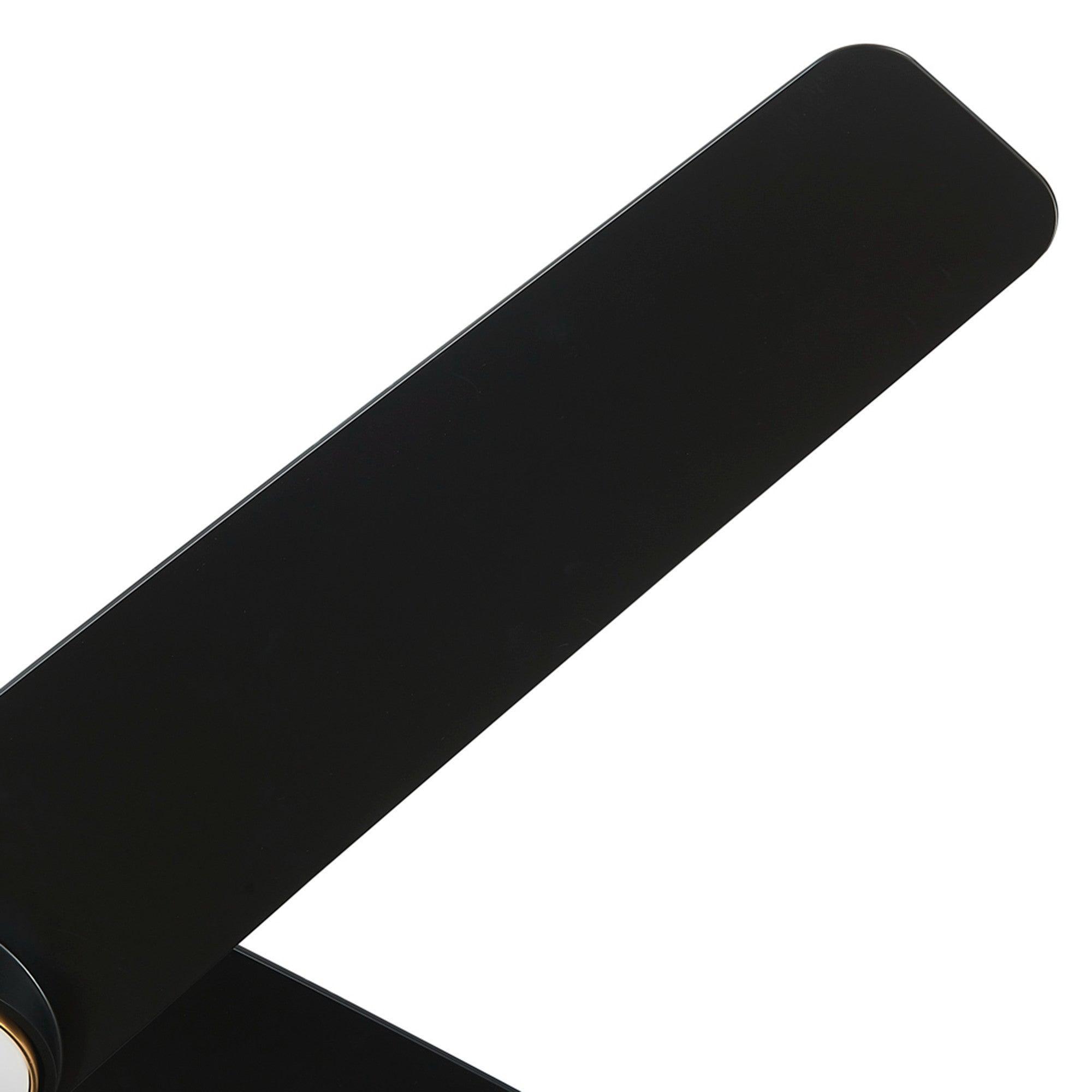 Ventilador de techo reversible Parvez de 60" con motor de CC, montaje en varilla, iluminación y control remoto