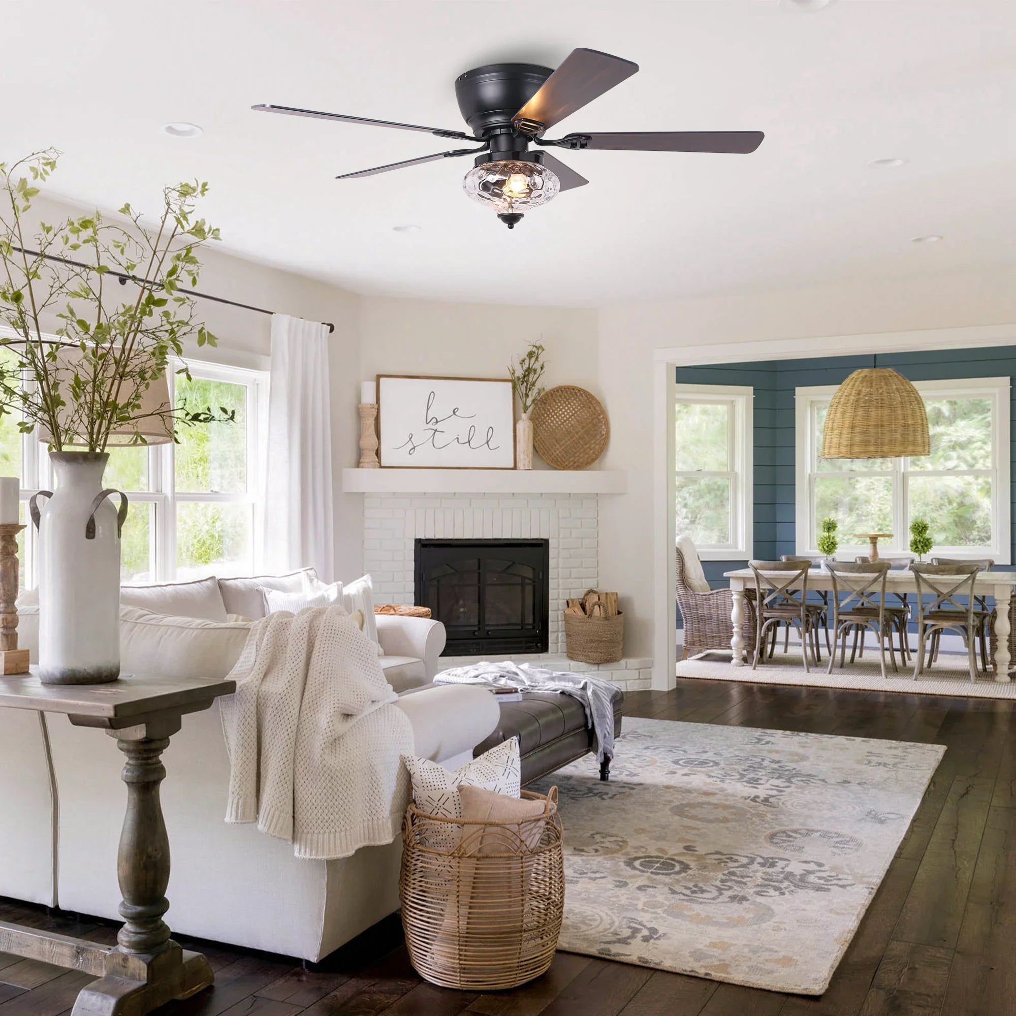 Ventilador de techo moderno de 52" con motor de CC y 5 aspas, montaje empotrado