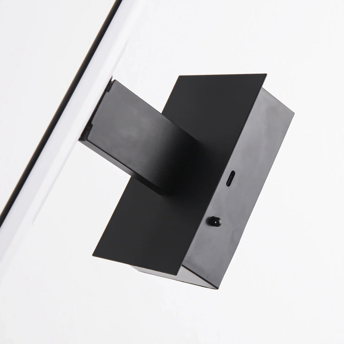 Battery-powered LED Mirror Vanity Light with Remote Control