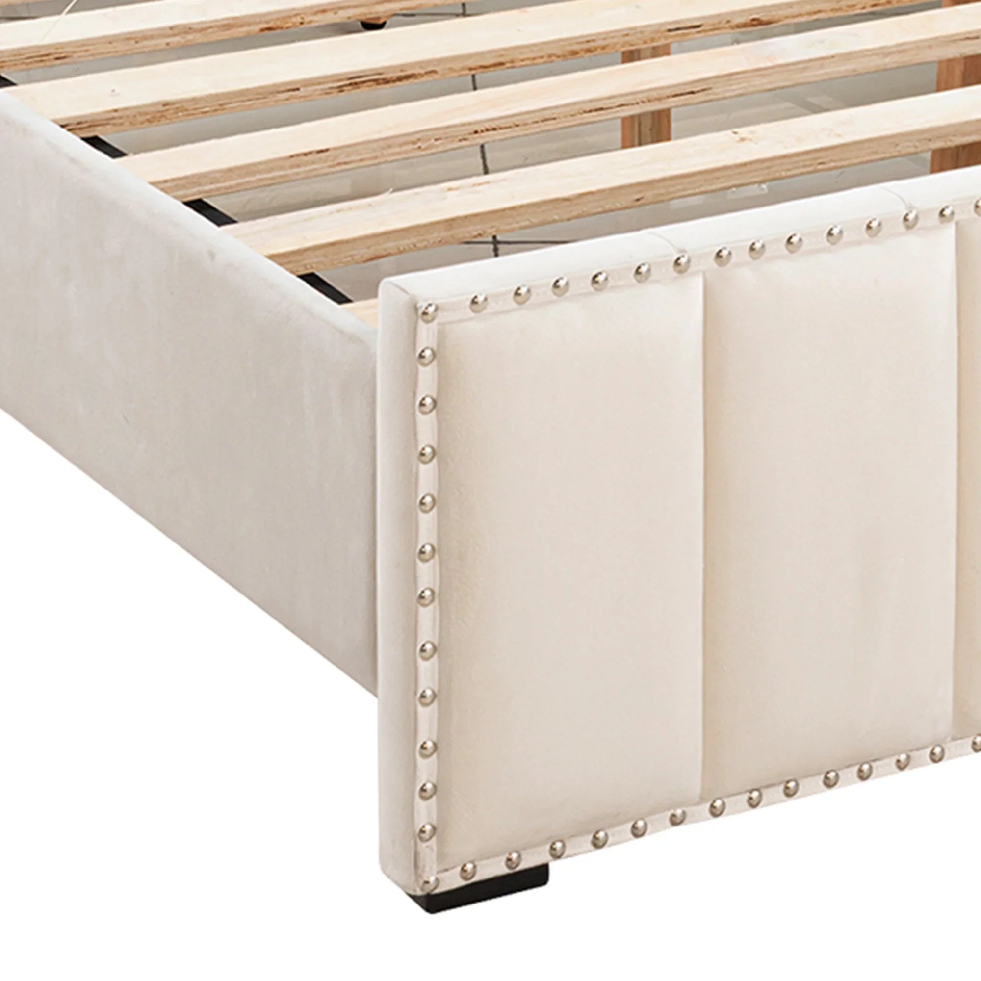 Cama de plataforma beige con elegante diseño capitoné, mueble de dormitorio duradero con soporte de listones de madera, sin necesidad de somier.