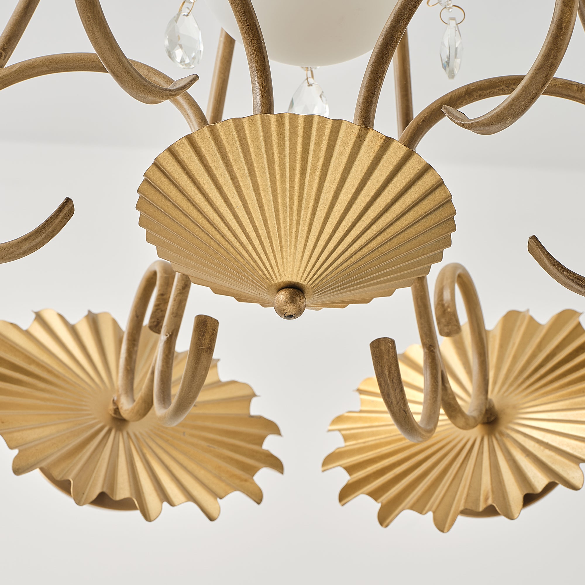 Arvin 7-Light Golden Botanical Flower Petal Chandelier