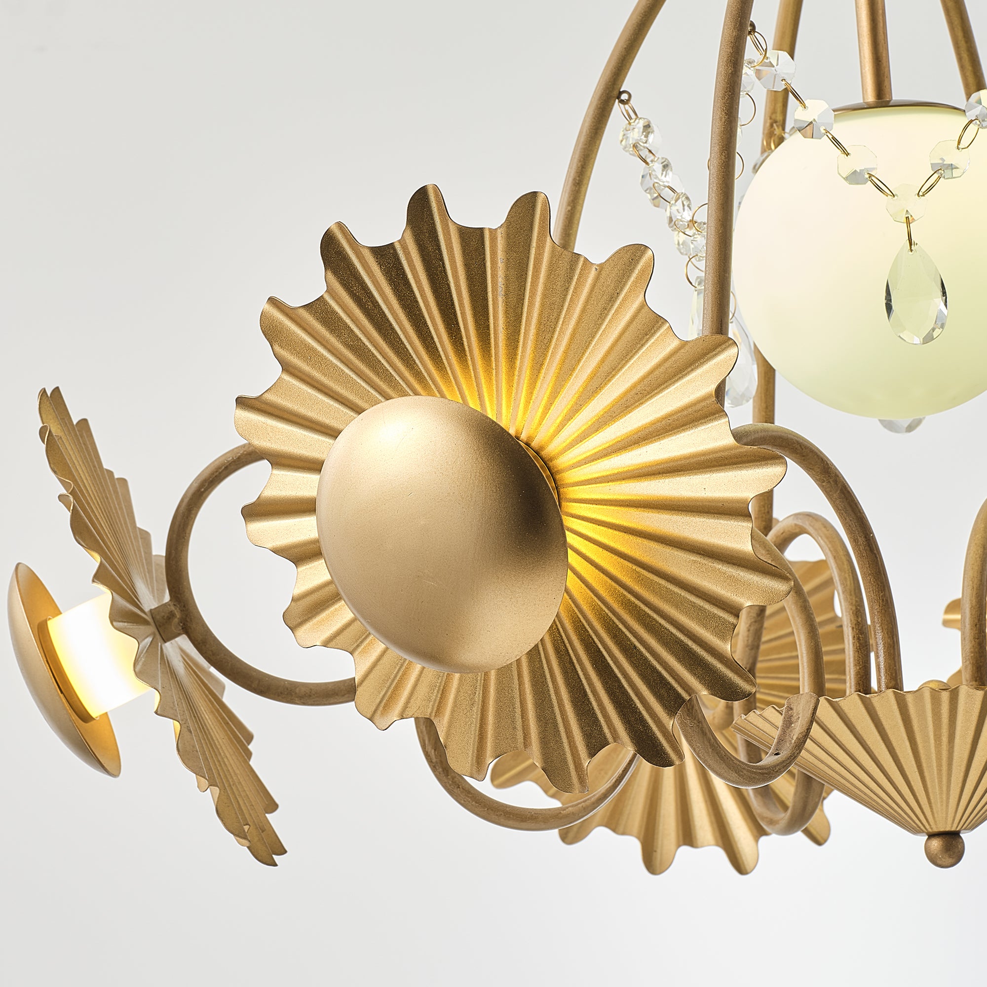 Arvin 7-Light Golden Botanical Flower Petal Chandelier