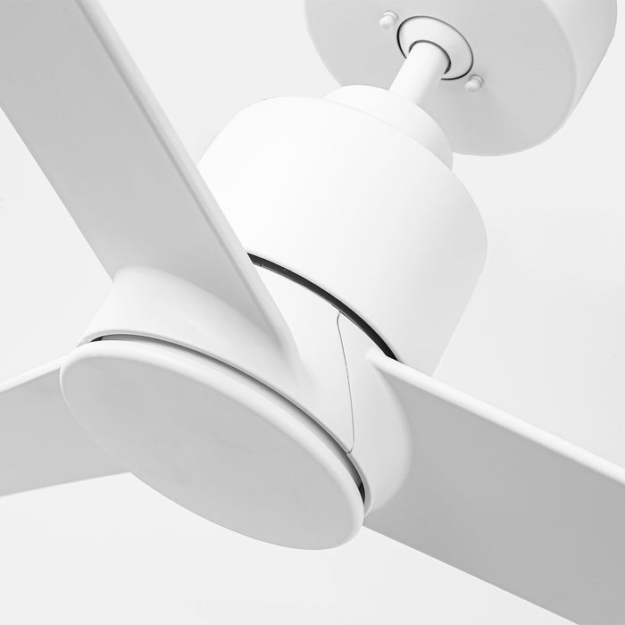 Ventilador de techo de 54" con motor de CC de 3 aspas y control remoto