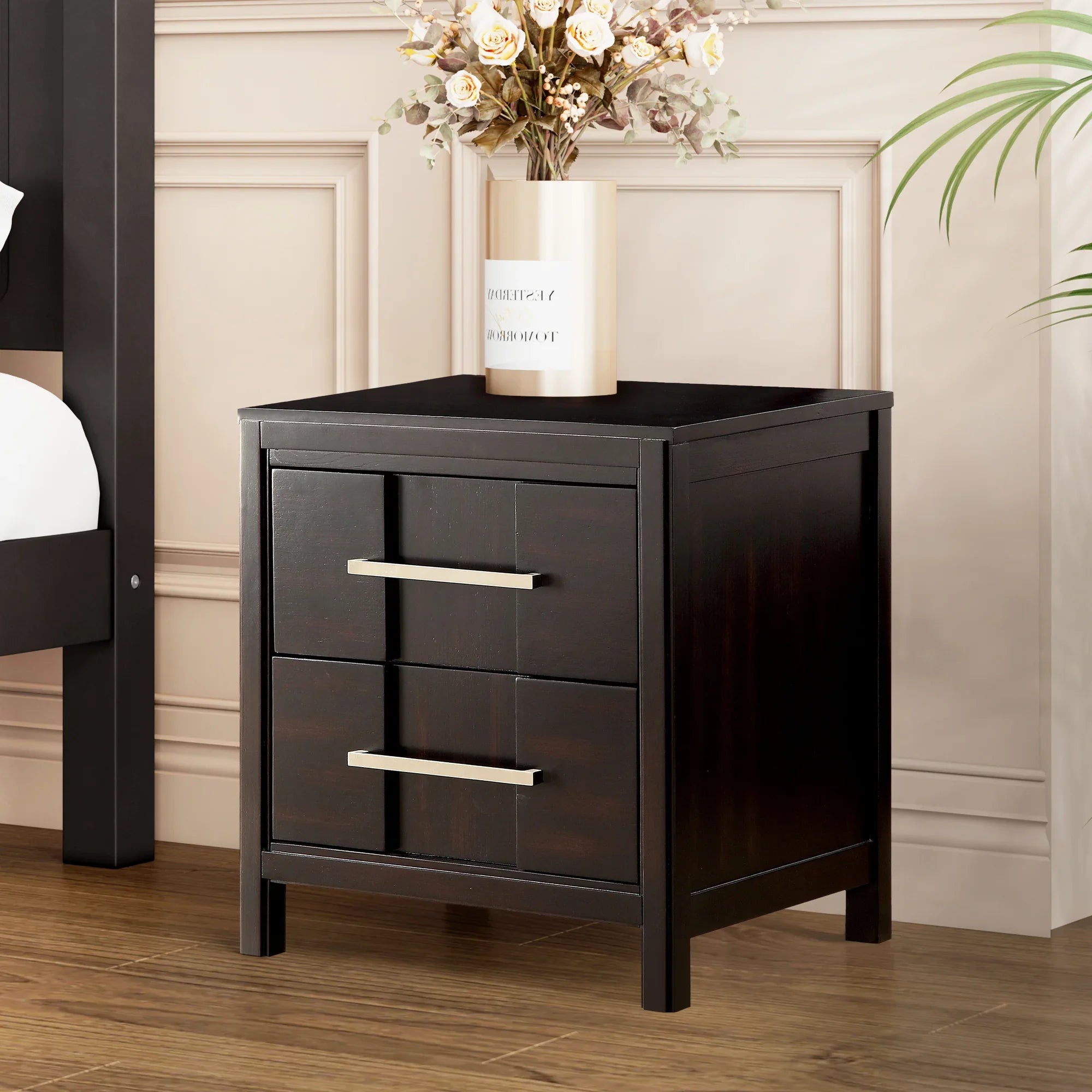 Berenice 23" Transitional Solid Wood 2-Drawer Nightstand