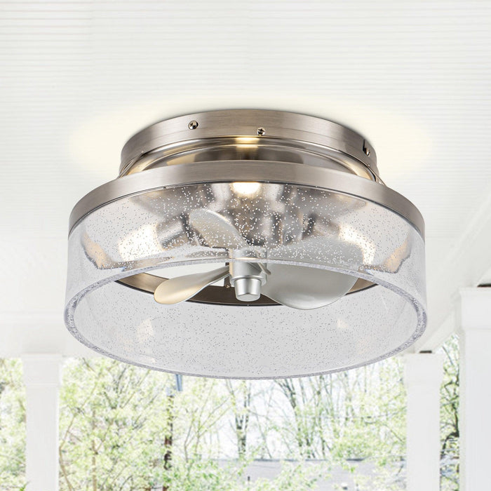 Ventilador de techo reversible de 13" con montaje empotrado, iluminación y control remoto