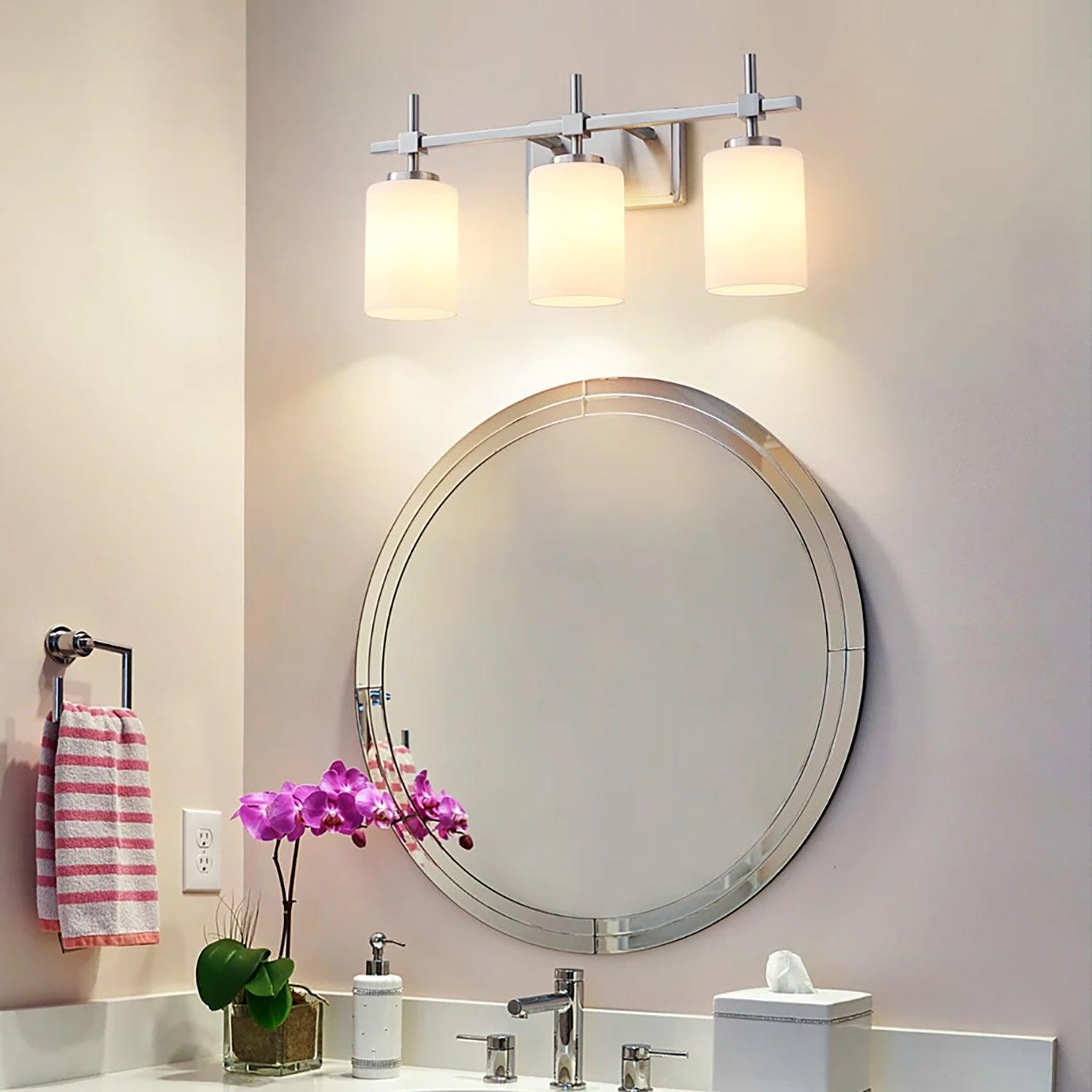 Lámpara de tocador de baño moderna de 3 luces de vidrio esmerilado en color dorado jaspeado