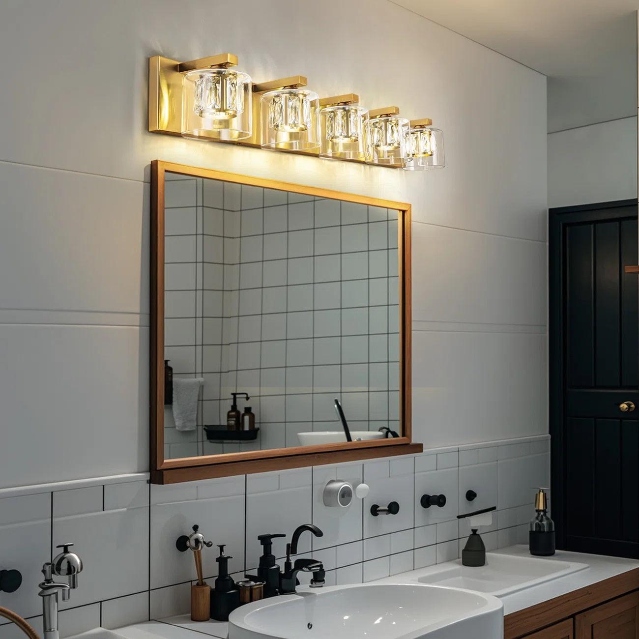 Lámpara de tocador de baño moderna Kolt de 5 luces