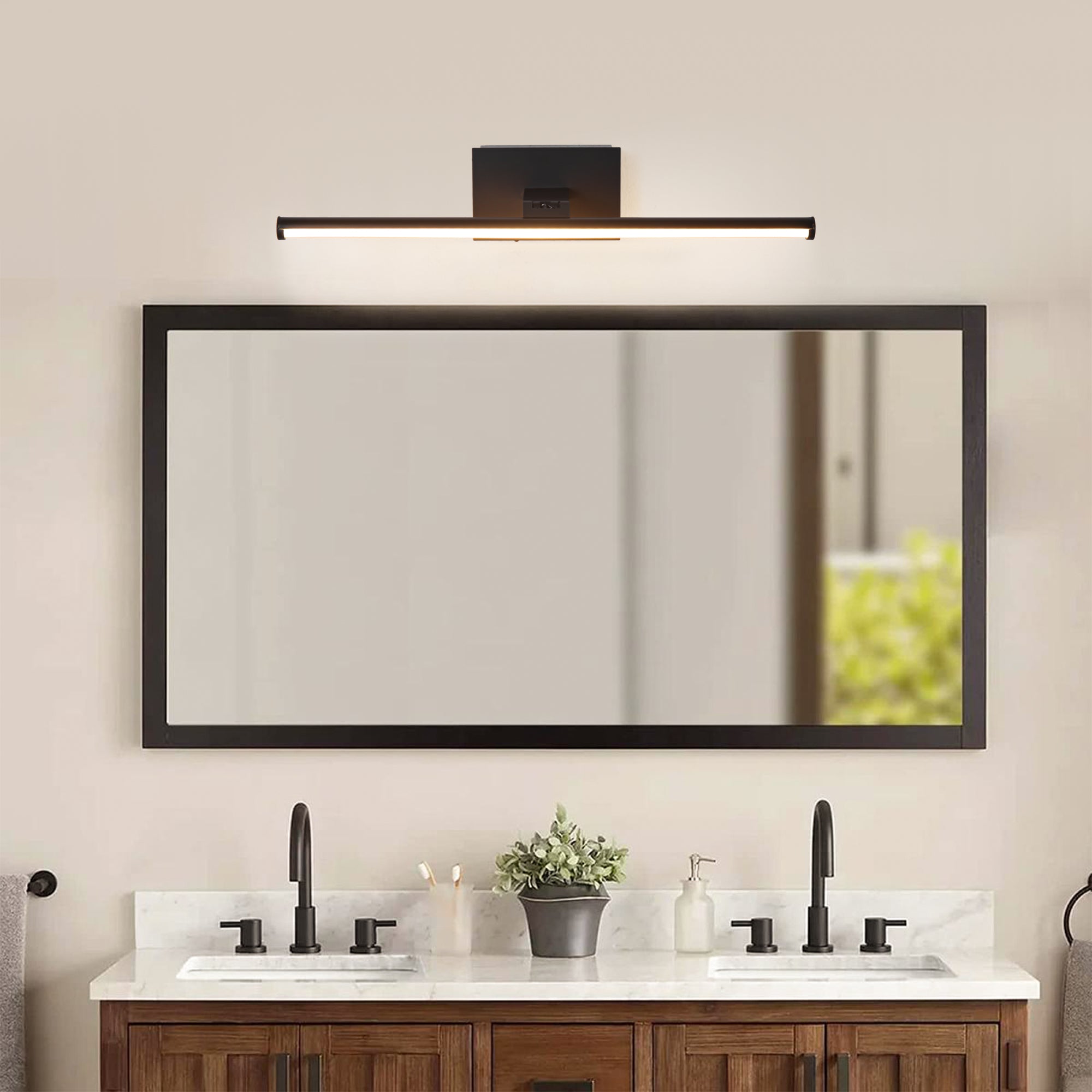 Battery-powered LED Mirror Vanity Light with Remote Control