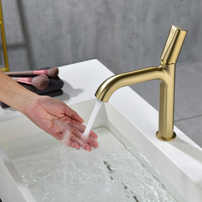 Short Single Handle Bathroom Faucet Brass Deck Mount Modern 1 Hole Bathroom Sink Basin Taps Matte Black or Brushed Gold