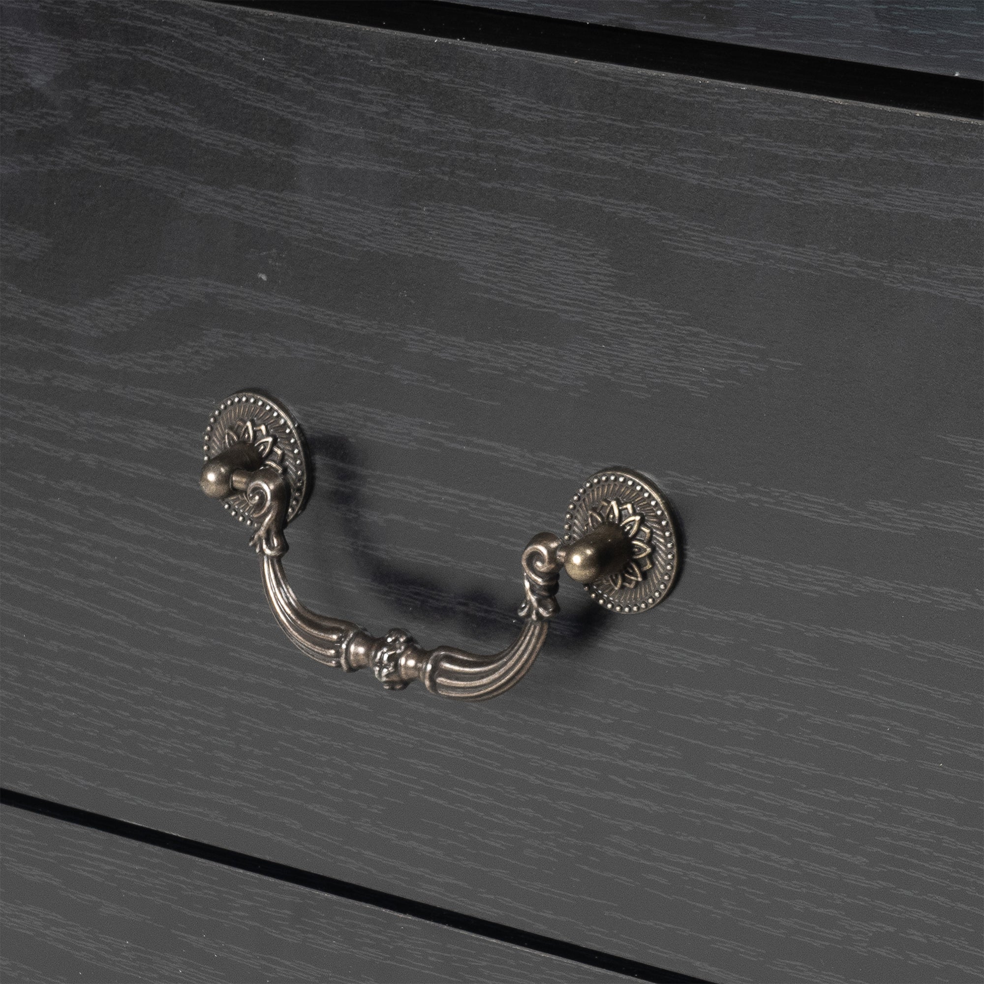 Mesa auxiliar de 40,6 cm en gris estilo granja con puerta estilo granero y estante abierto de Furniture of America