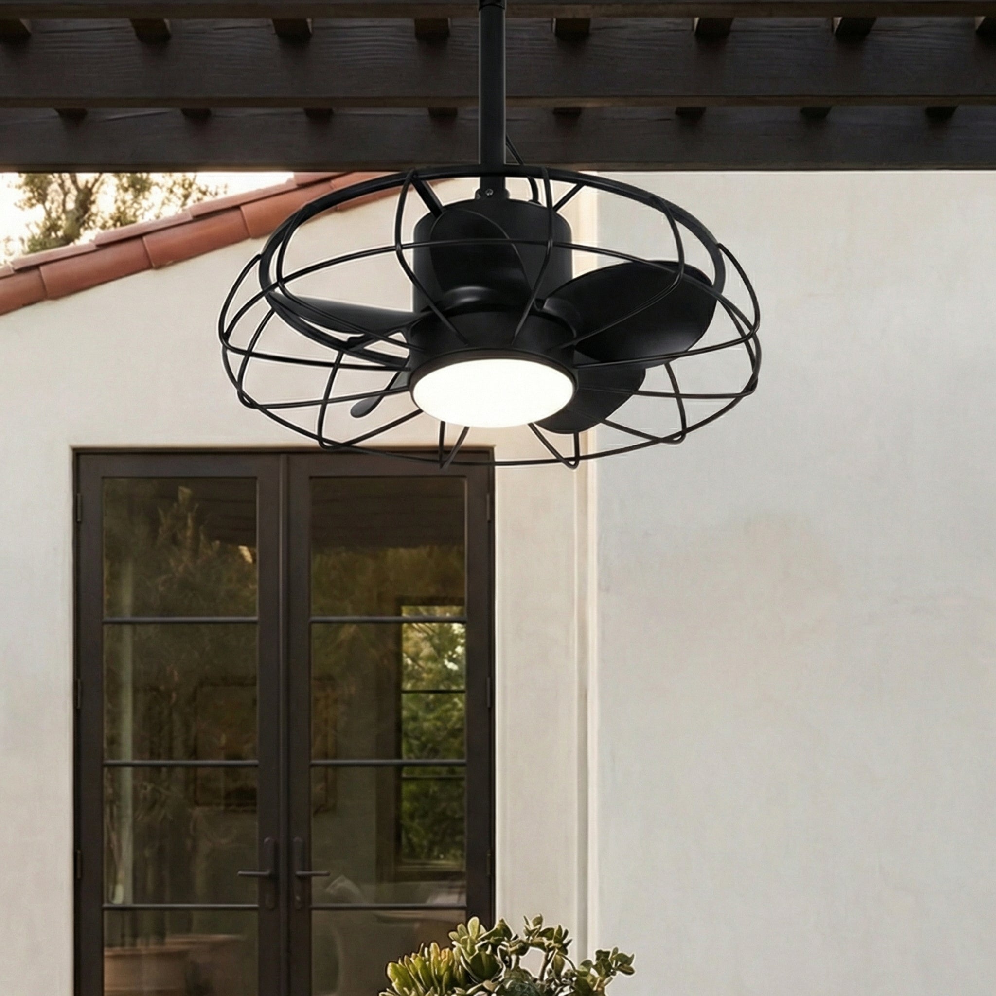 Ventilador de techo industrial Vistula de 20 pulgadas con motor de CC para exteriores, color negro, con hebilla colgante y varilla bajante, con luz